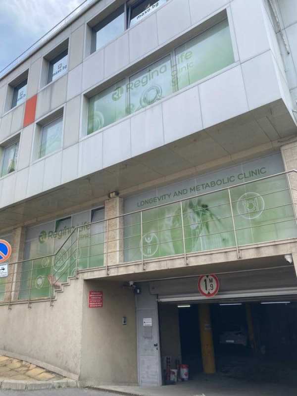 Продажба на паркомясто