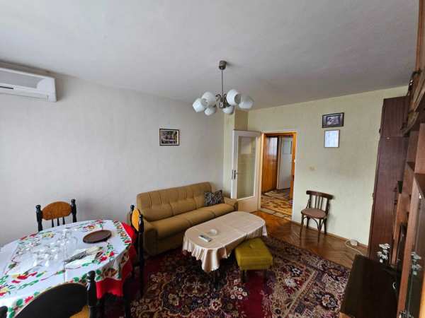 Тристаен Апартамент - Русе/Чародейка - Юг