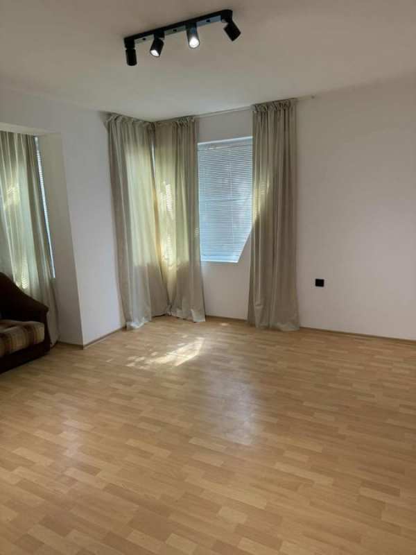 НАМАЛЕНА ЦЕНА! Двустаен апартамент в Търговище от собственик