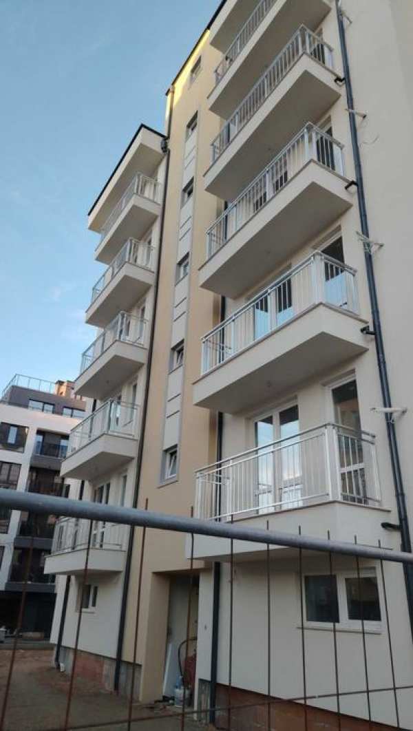 тристаен апартамент ново строителство в ж.к.Надежда