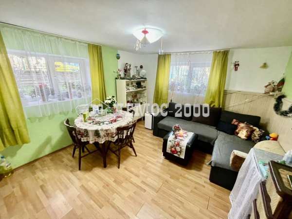 Малък обзаведен апартамент в кв.Левски до 10-ти пощенски клон