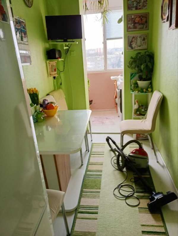 Продавам гарсониера, бл.59, ет.14, Добрич срещу магазин Кауфланд