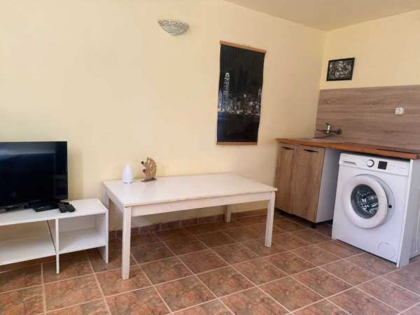 Обява за дългосрочен наем - Самостоятелно студио гр. Балчик