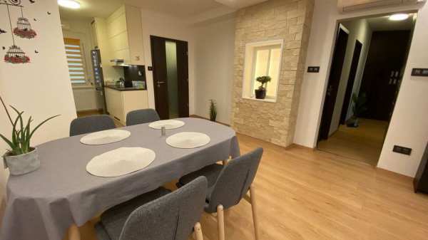 Тристаен апартамент в Надежда 1