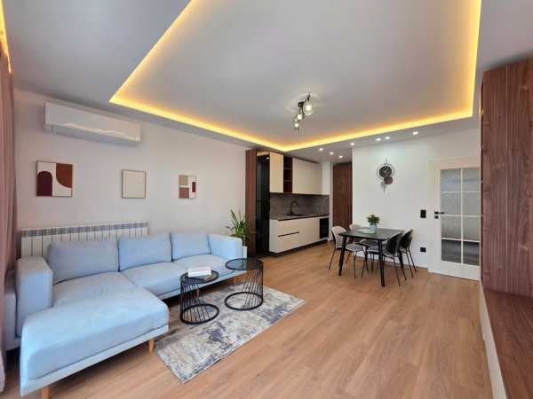 2-стаен апартамент, кв. Витоша, бул. Ф. Кутев