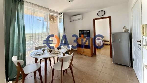 Апартамент с две спални в Комплекс