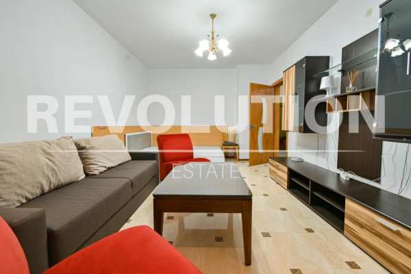 Двустаен апартамент в ж.к. Връбница 1.