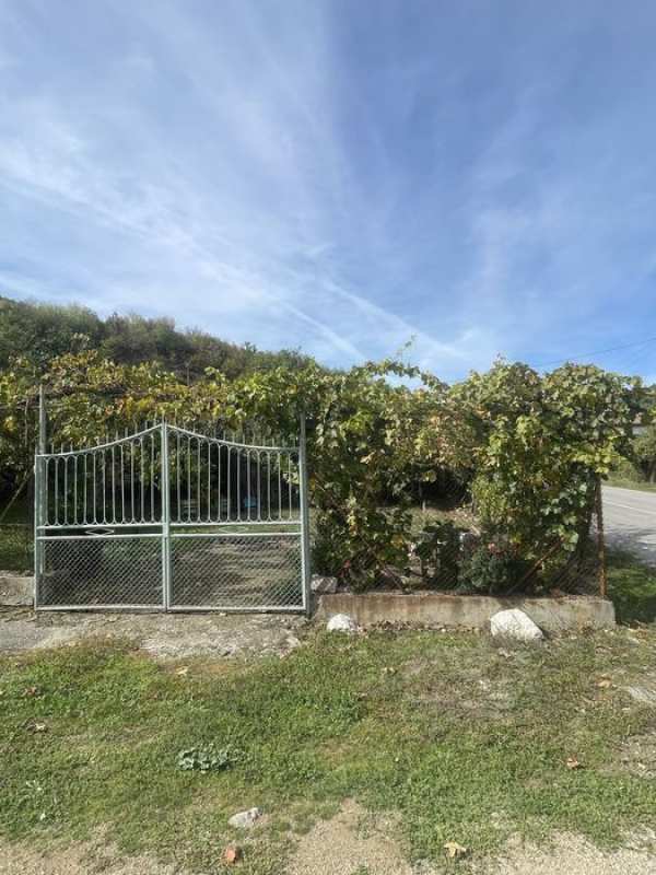 Имот в землищено на с. Горановци, обл. Кюстендил