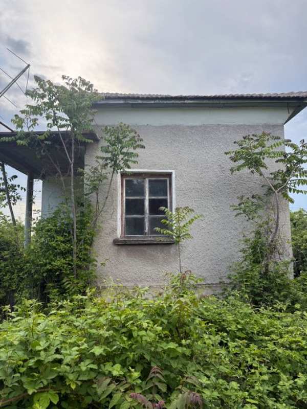 Имот за продажба