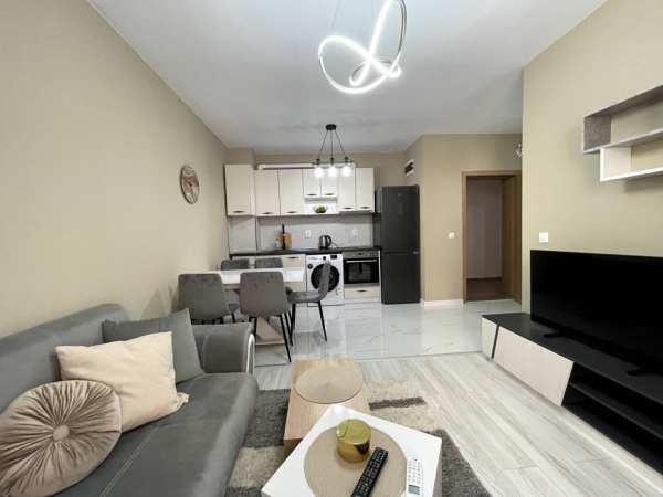 Двустаен апартамент под наем в Левски