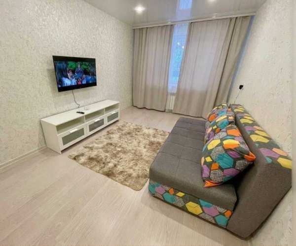 Едностаен апартамент под наем в Центъра