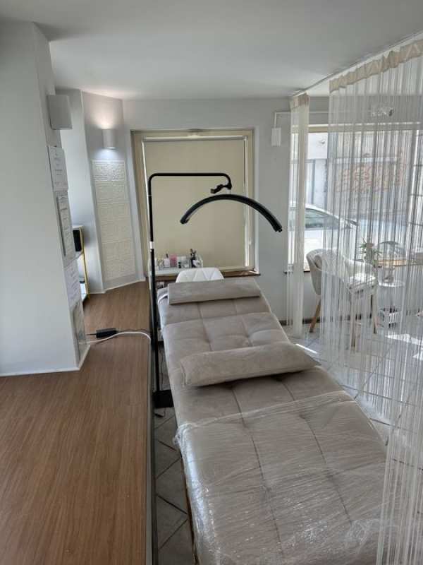 Оборудвано работно място под наем