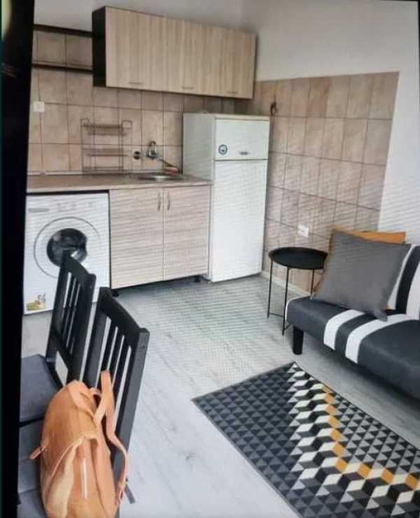 Двустаен апартамент под наем 300 евро, Погребите