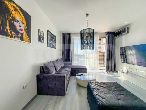 Двустаен апартамент в бутиков комплекс в местност Траката