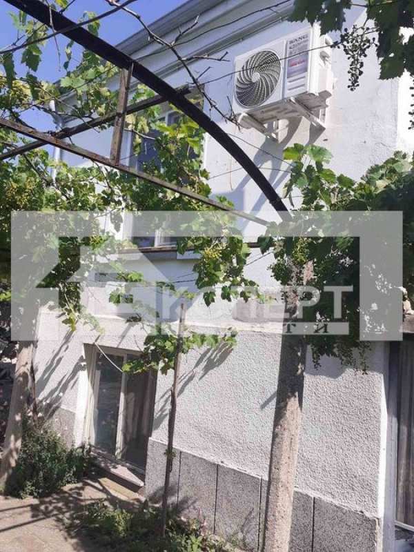 Къща в с.Скутаре, обл. Пловдив