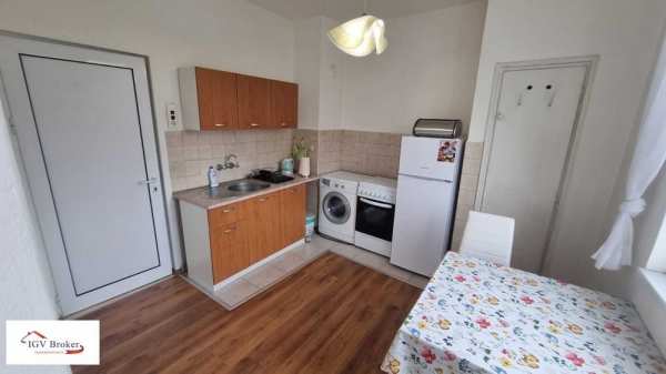 Двустаен апартамент в Центъра