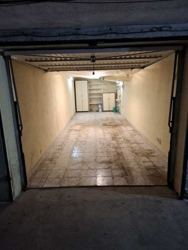 Гараж под наем кв. Хладилника Мол Парадайс