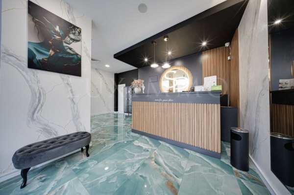 Продава бизнес имот, гр. софия, кръстова вада