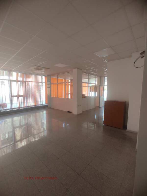 Продава бизнес имот, гр. русе, център