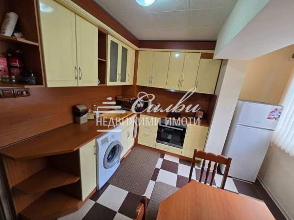 Продава 1-стаен, гр. шумен, тракия
