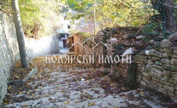 Продава парцел, гр. велико търново, стара част