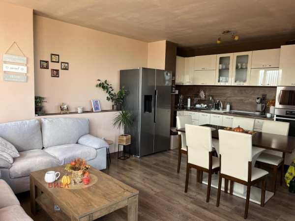 Продава 3-стаен, гр. пловдив, тракия