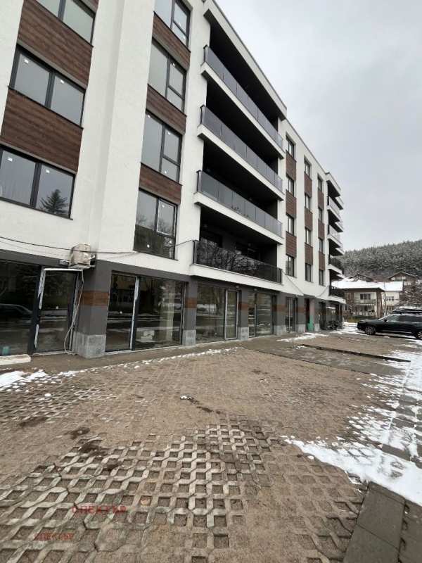 Продава магазин, гр. перник, изток