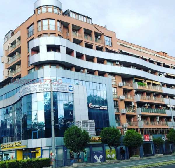 Продава бизнес имот, гр. бургас, център