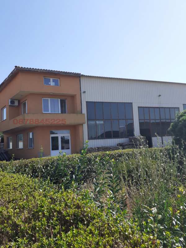 Продава бизнес имот, гр. бургас, долно езерово