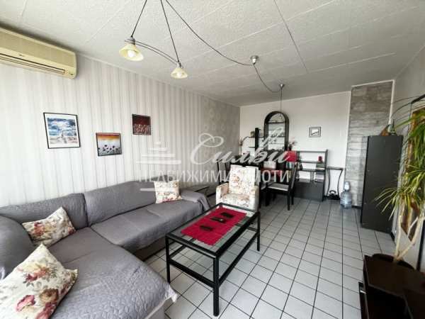 Продава 3-стаен, гр. шумен, тракия