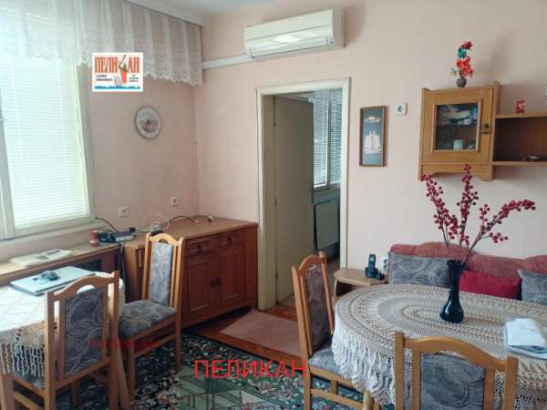 Продава 4-стаен, гр. велико търново, център