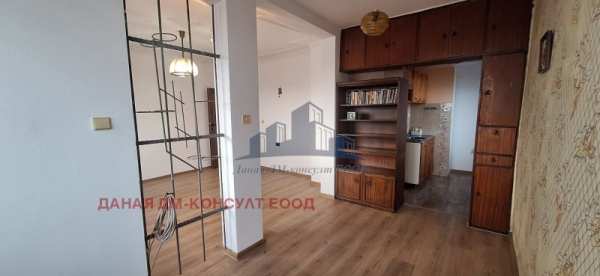 Продава 2-стаен, гр. шумен, пазара