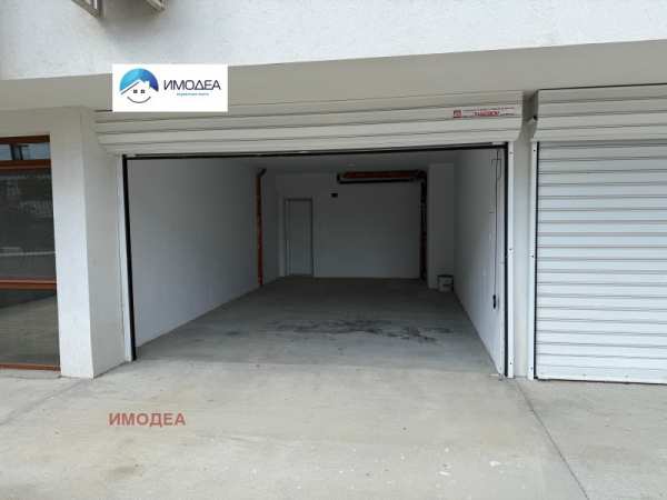 Продава  гараж, паркомясто град Велико Търново, Картала
      29 кв.м