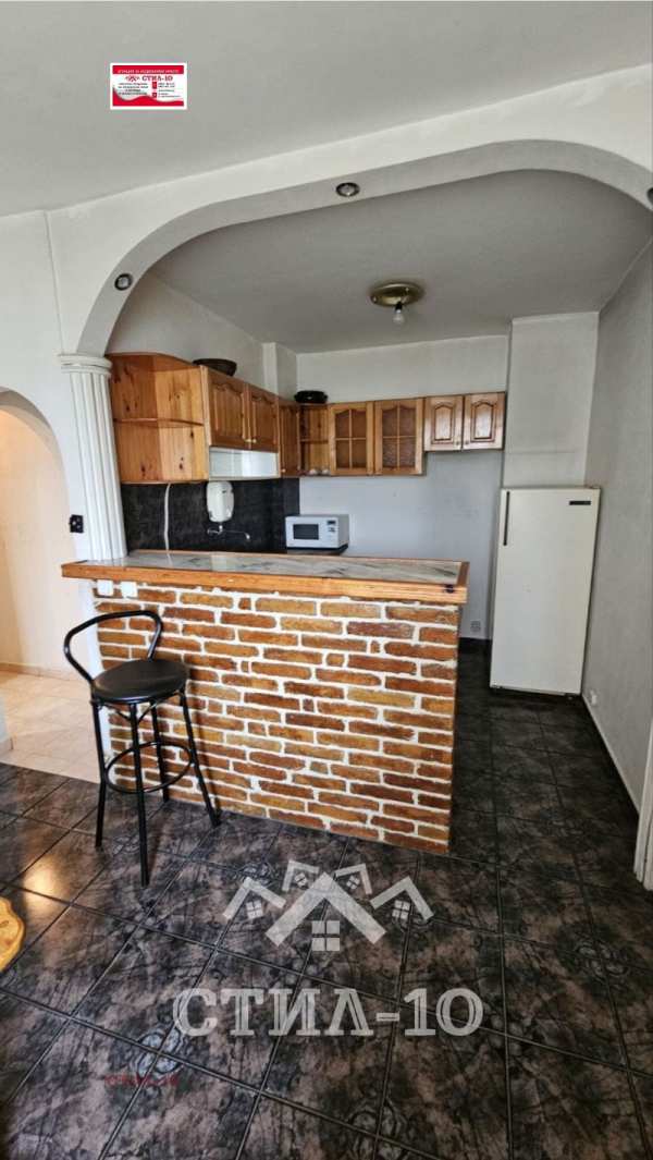 Продава  2-стаен град Шумен, Боян Българанов 1
      76 кв.м