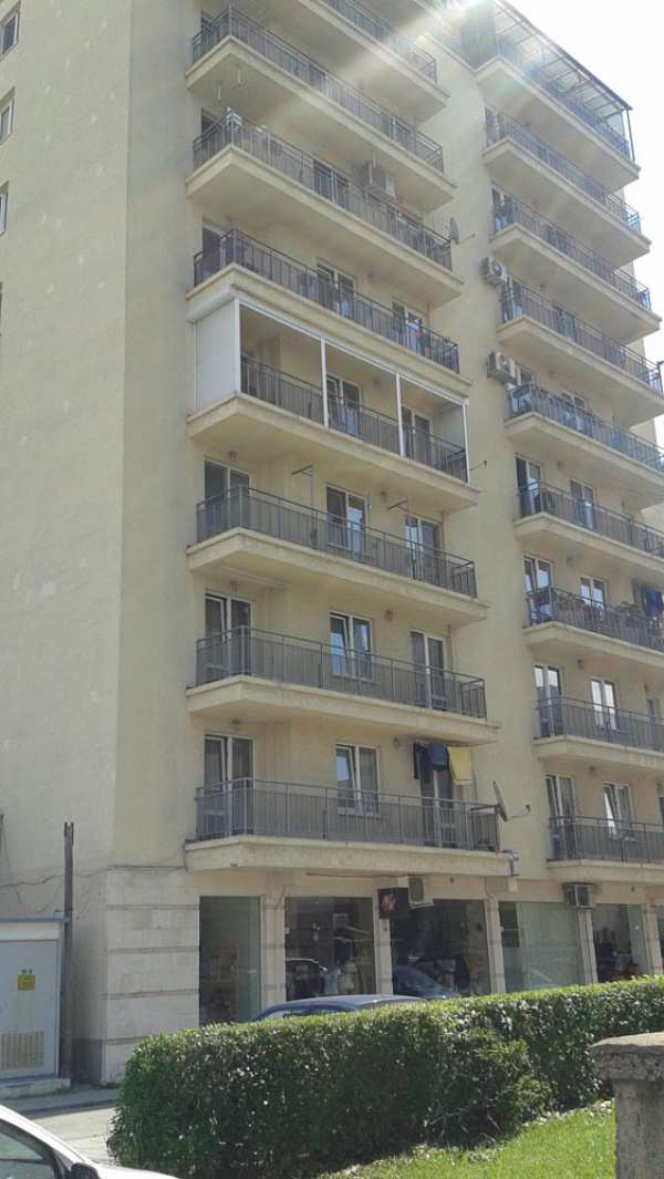 Продава бизнес имот, гр. софия, дружба 2