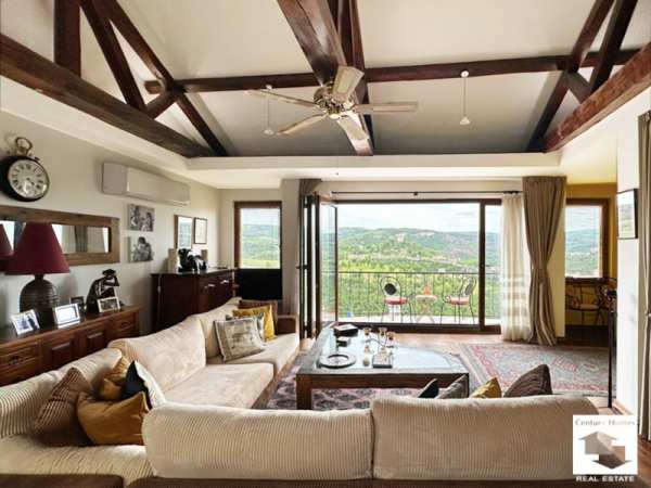 Продава  къща град Велико Търново, Варуша
      180 кв.м