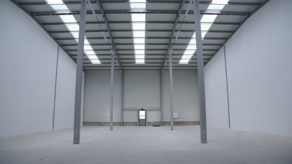 Продава склад, гр. пловдив, индустриална зона - юг