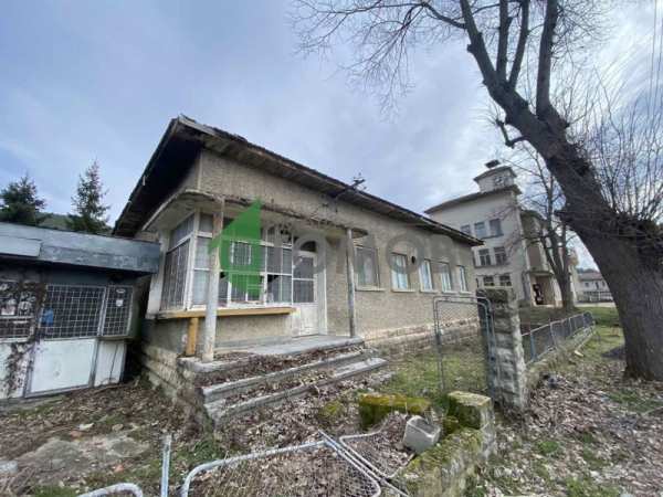 Продава пром. помещение, с. кочово, област шумен