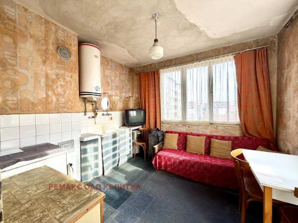 Продава 2-стаен, гр. велико търново, център