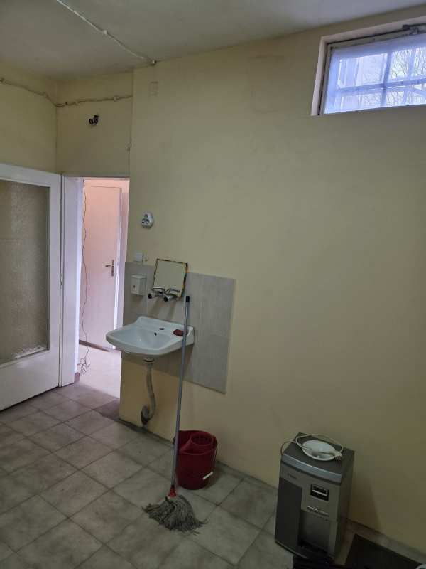 Дава под наем пром. помещение, гр. софия, люлин - център