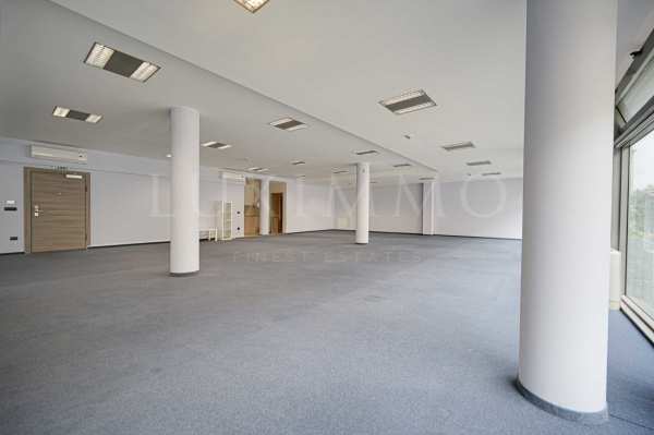 Дава под наем офис, гр. софия, център