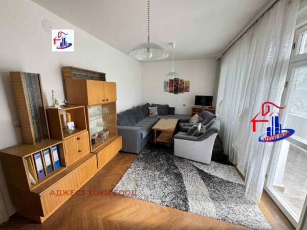 Дава под наем 4-стаен, гр. шумен, болницата