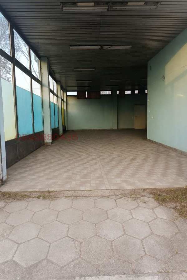 Дава под наем склад, гр. шумен, тракия