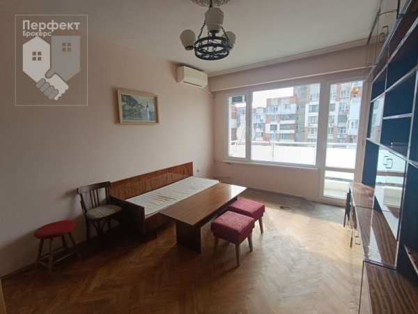 Дава под наем  3-стаен град Велико Търново, Център
      80 кв.м