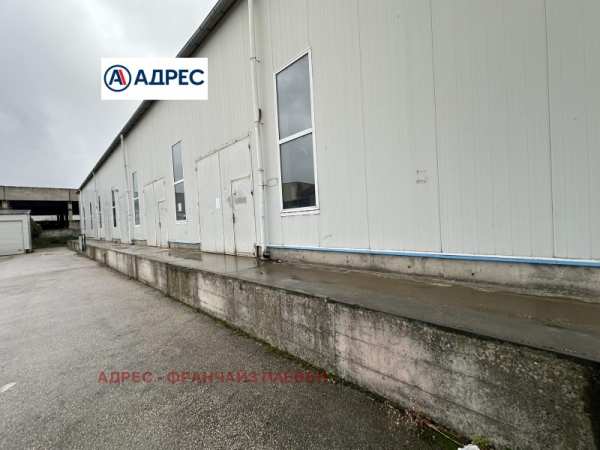 Дава под наем склад, гр. плевен, индустриална зона