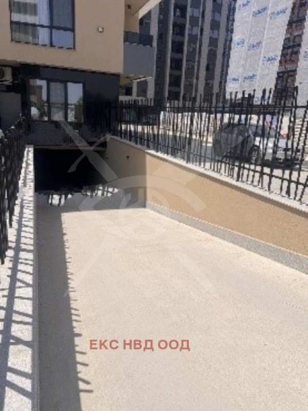 Дава под наем гараж, паркомясто, гр. пловдив, христо смирненски