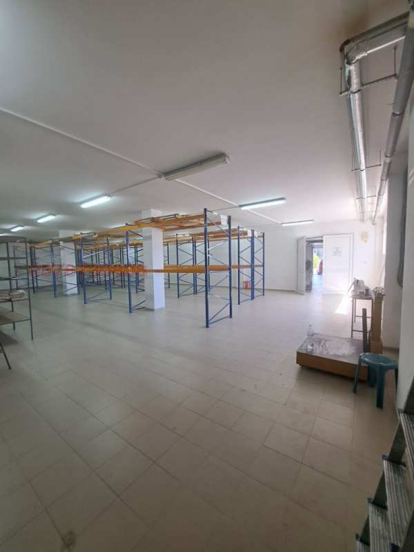 Дава под наем склад, гр. русе, промишлена зона - запад