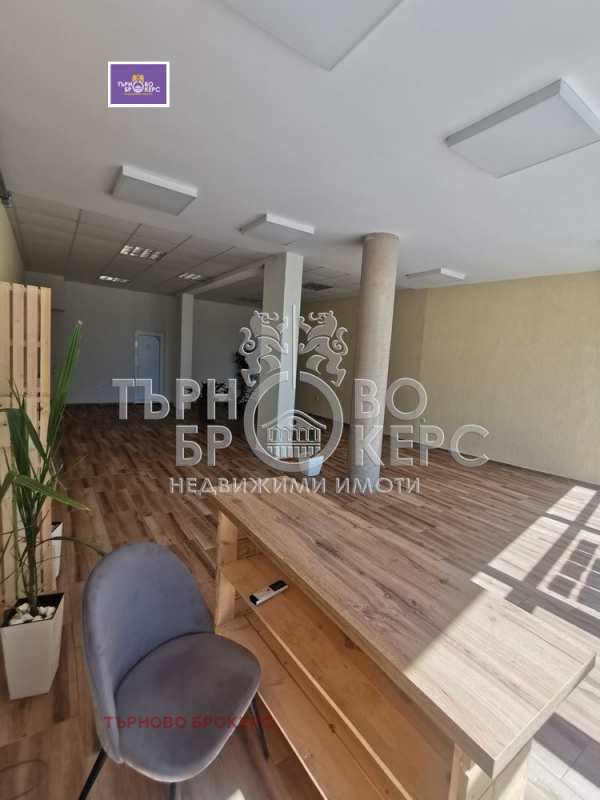 Дава под наем  магазин град Велико Търново, Акация
      85 кв.м