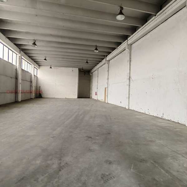 Дава под наем склад, гр. пловдив, индустриална зона - юг