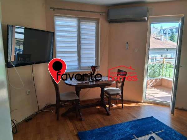 Дава под наем 2-стаен, гр. шумен, център